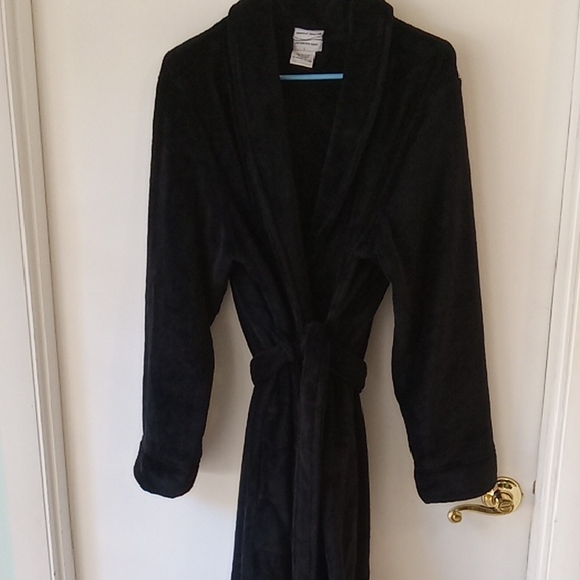 Essence Of Beauty Luxurious Long Black Bathrobe One Size Fits Most - Picture 9 of 9
